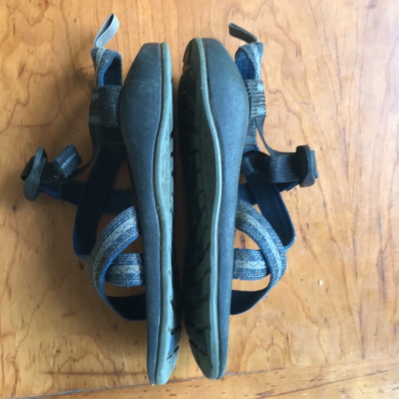 Unisex Chaco sandals used good condition - Picture 4 of 4